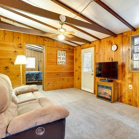 Peaceful Warne Cabin Fenced Yard And Screened Porch Brasstown 外观 照片
